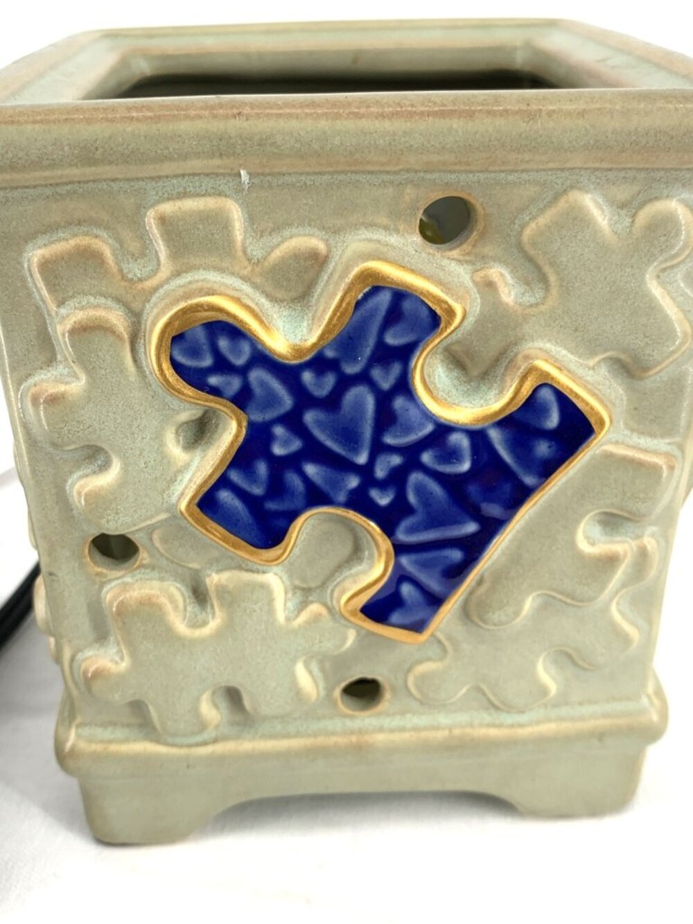Scentsy Piece By Piece Full Size Puzzle Piece Wax Tart Warmer Autism Speaks 2018 - Picture 2 of 6